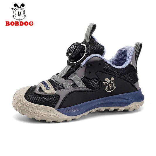 Маратонки BOBDOG Classic в черно и сиво, отличаващи се с уникален дизайн и удобна кройка за активно носене.
