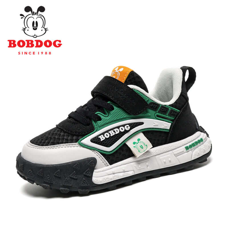 BOBDOG-Scales детски маратонки черно-бели със зелени акценти, шита подметка, мемори стелка, лесно обуване, олекотени